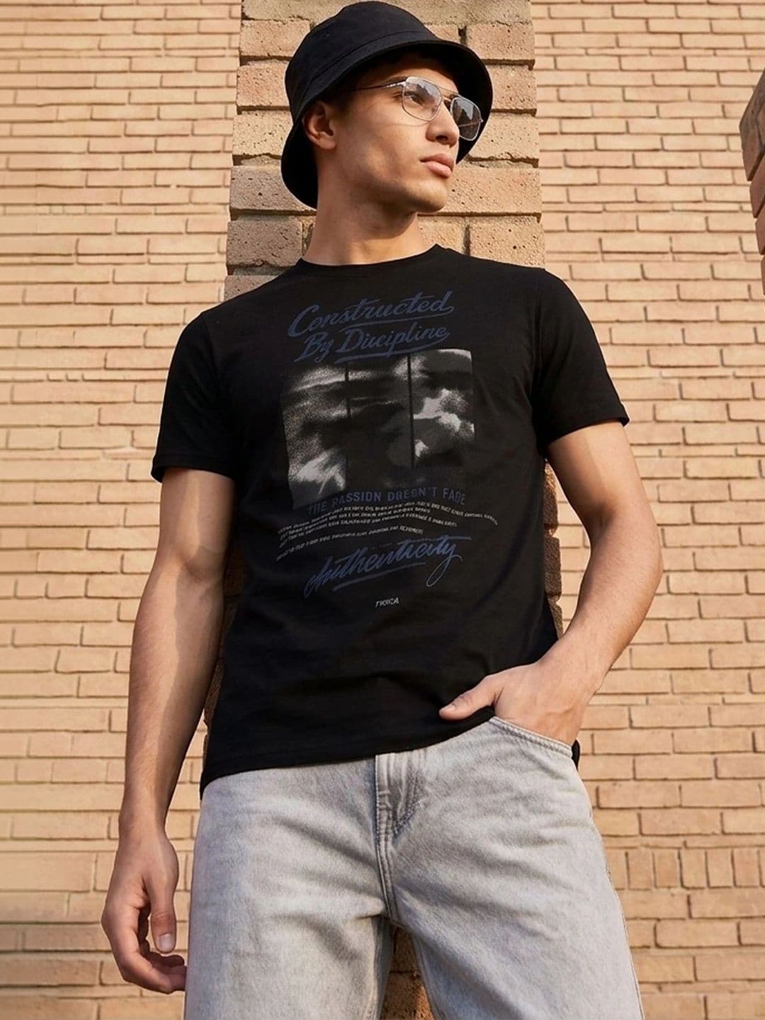 Forca by Lifestyle Men Typography Printed T-shirt